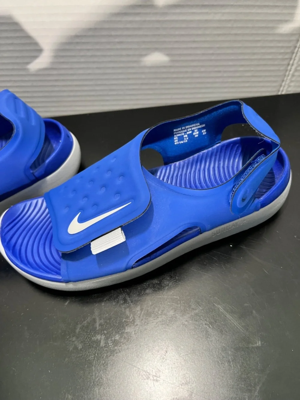 💙 NEW Nike Sunray Adjust 5 Kids Sandal | Game Royal Blue | Size 4Y |